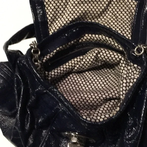 Marc by Marc Jacobs navy patent leather bag purse - Picture 8 of 8